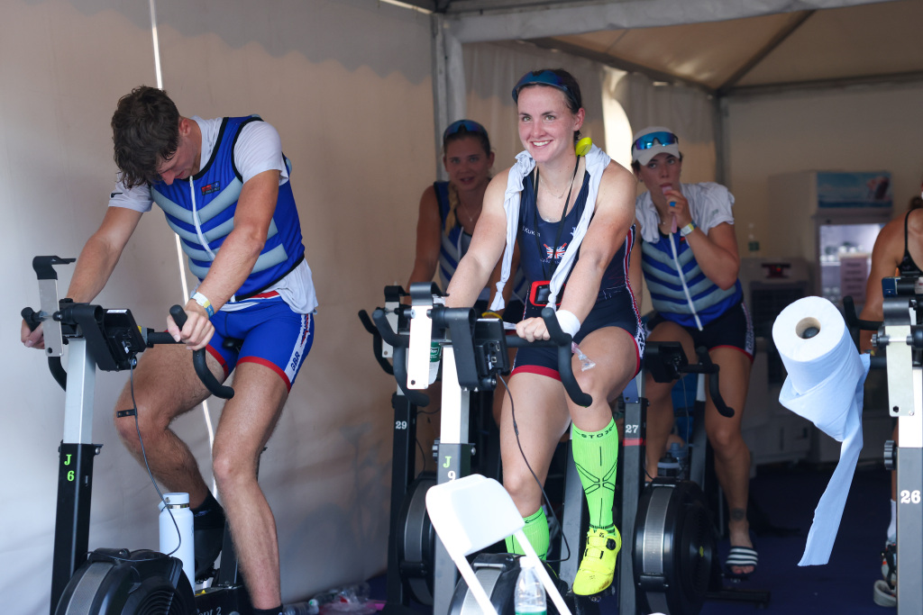 AA, 就能走出属 AA, 就能走出属