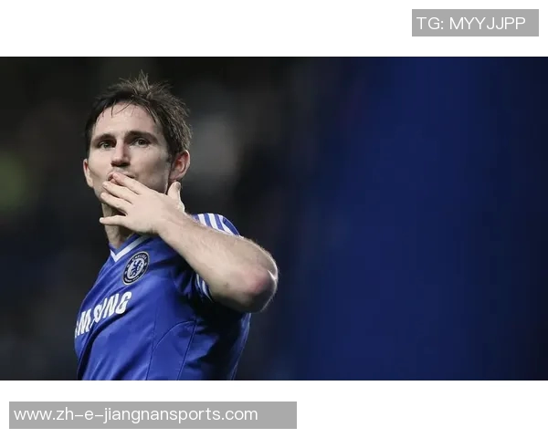 全球足坛十大神球星排名 传奇之路与未来之星并肩竞技